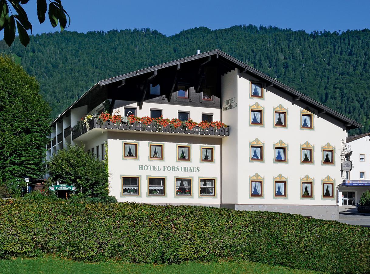 Hotel Forsthaus オーベラウ エクステリア 写真