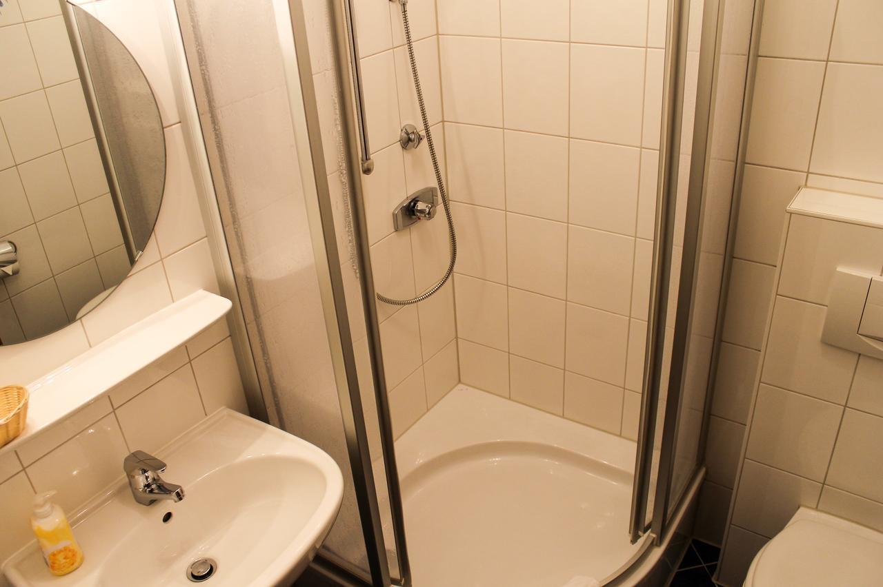Hotel Forsthaus オーベラウ エクステリア 写真